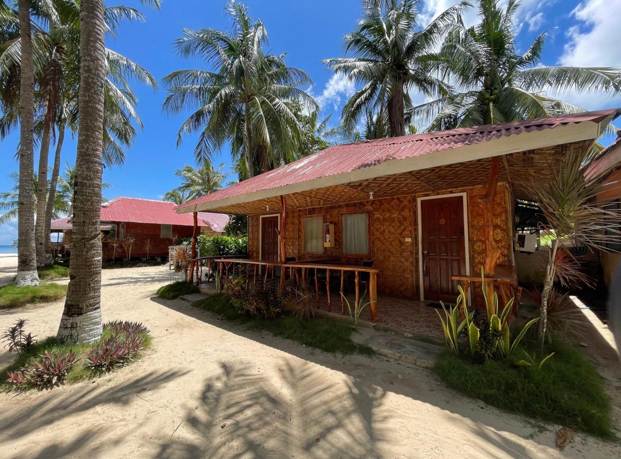 Beach Placid Resort Powered By Cocotel Ocoy Экстерьер фото