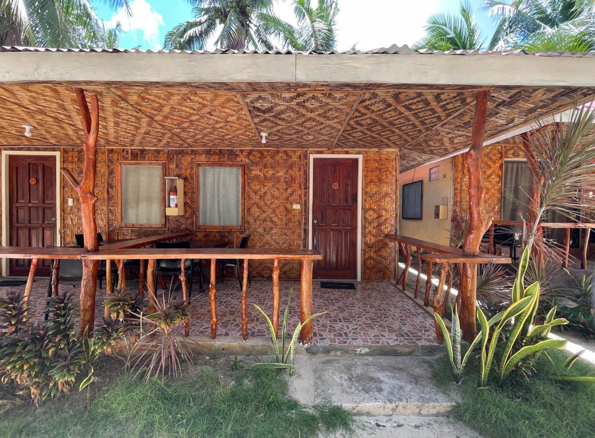 Beach Placid Resort Powered By Cocotel Ocoy Экстерьер фото